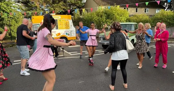 Fifties fever hits Watlington as revelers turn out in force for Grease street party
